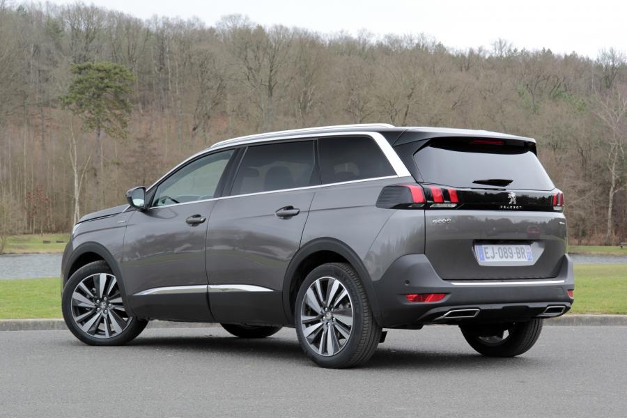 Peugeot 5008 GT Line 2016 года  (WW) (фото 12 из 35)